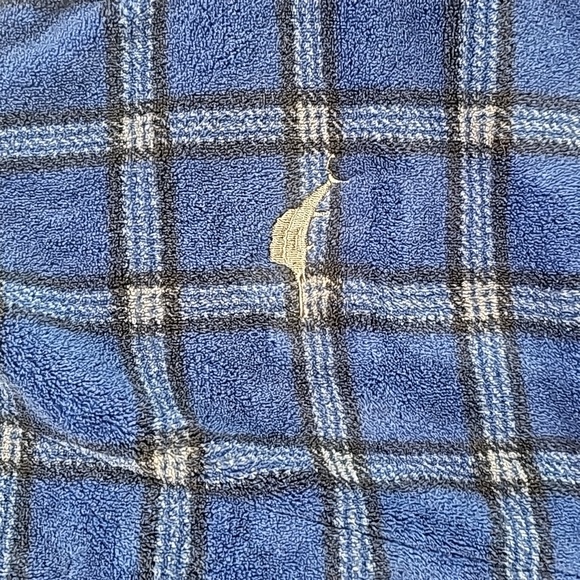 Tommy Bahama Bathrobe - Picture 3 of 7